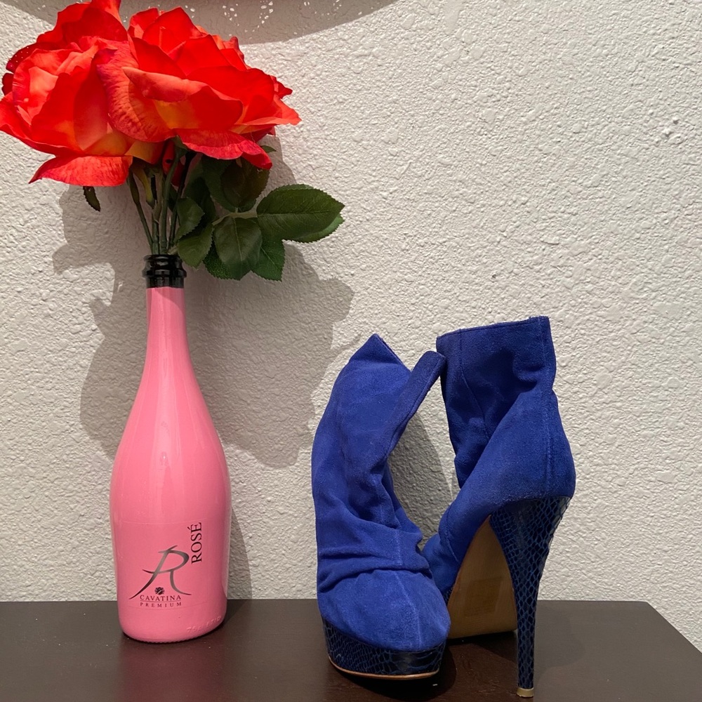 True Blue Booties 💙